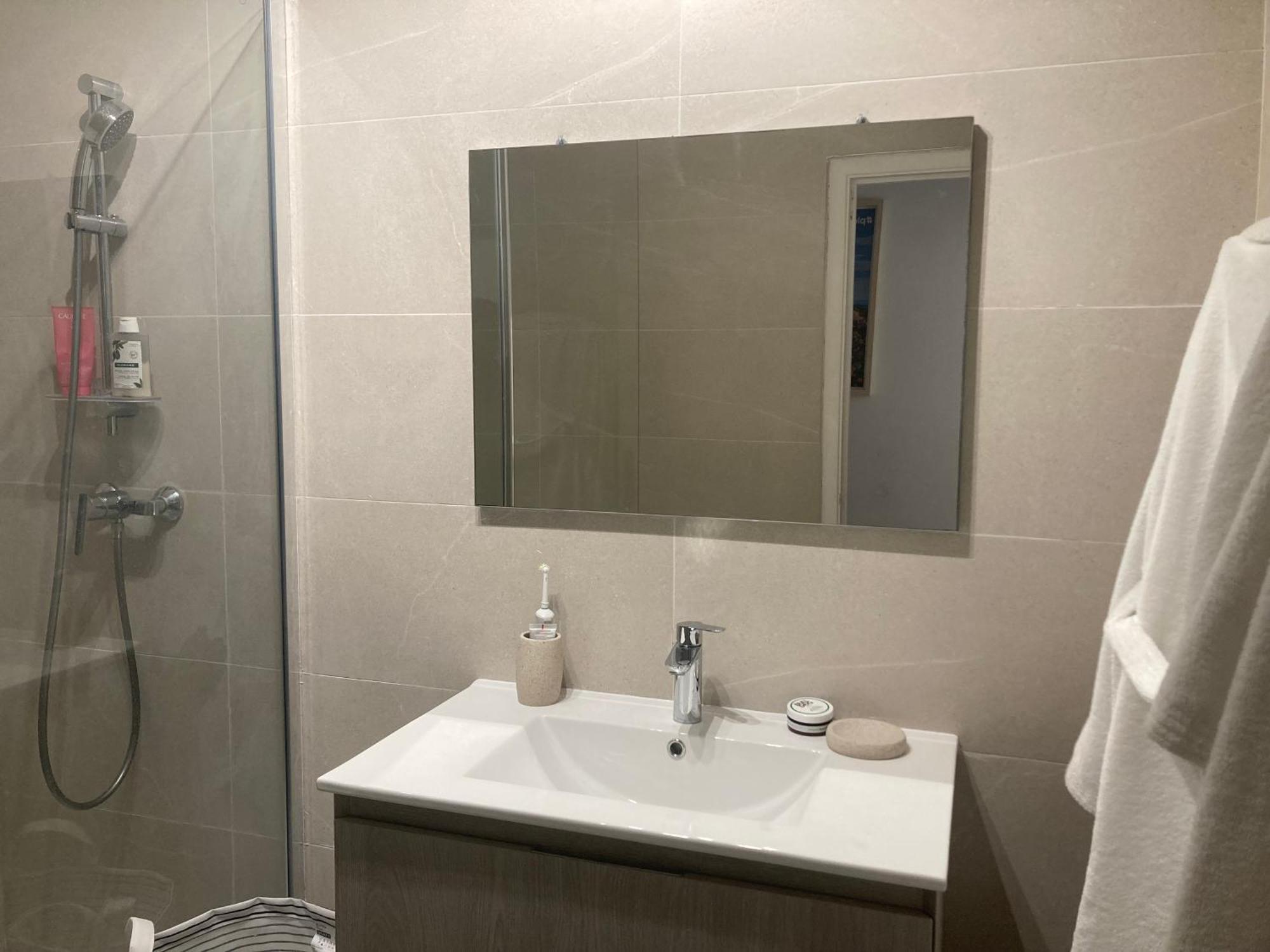 Le Nid D'Aiguelongue Parking Wifi Climatisation Terrasse Apartment Монпелие Екстериор снимка